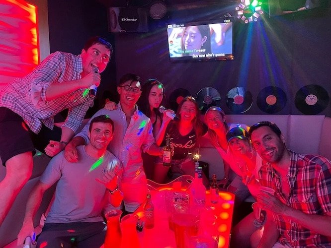 Read more about the article Best Karaoke NYC Private Room