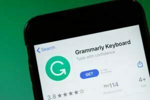 Grammarly: Revolutionizing Your Writing Read more about the article Grammarly: Revolutionizing Your Writing