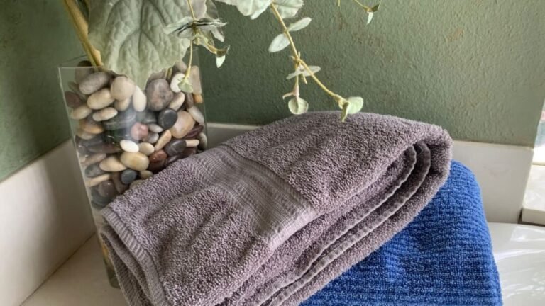 10 Tips for Choosing the Right Luxury Bath Towels